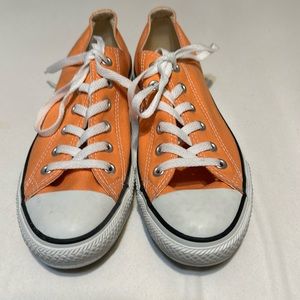Size 10 Women’s Converse All-Star shoes